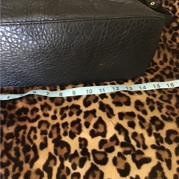 STEVE MADDEN BLACK. VEGAN PURSE, lots of compartments inside, classy look! - Picture 7 of 10
